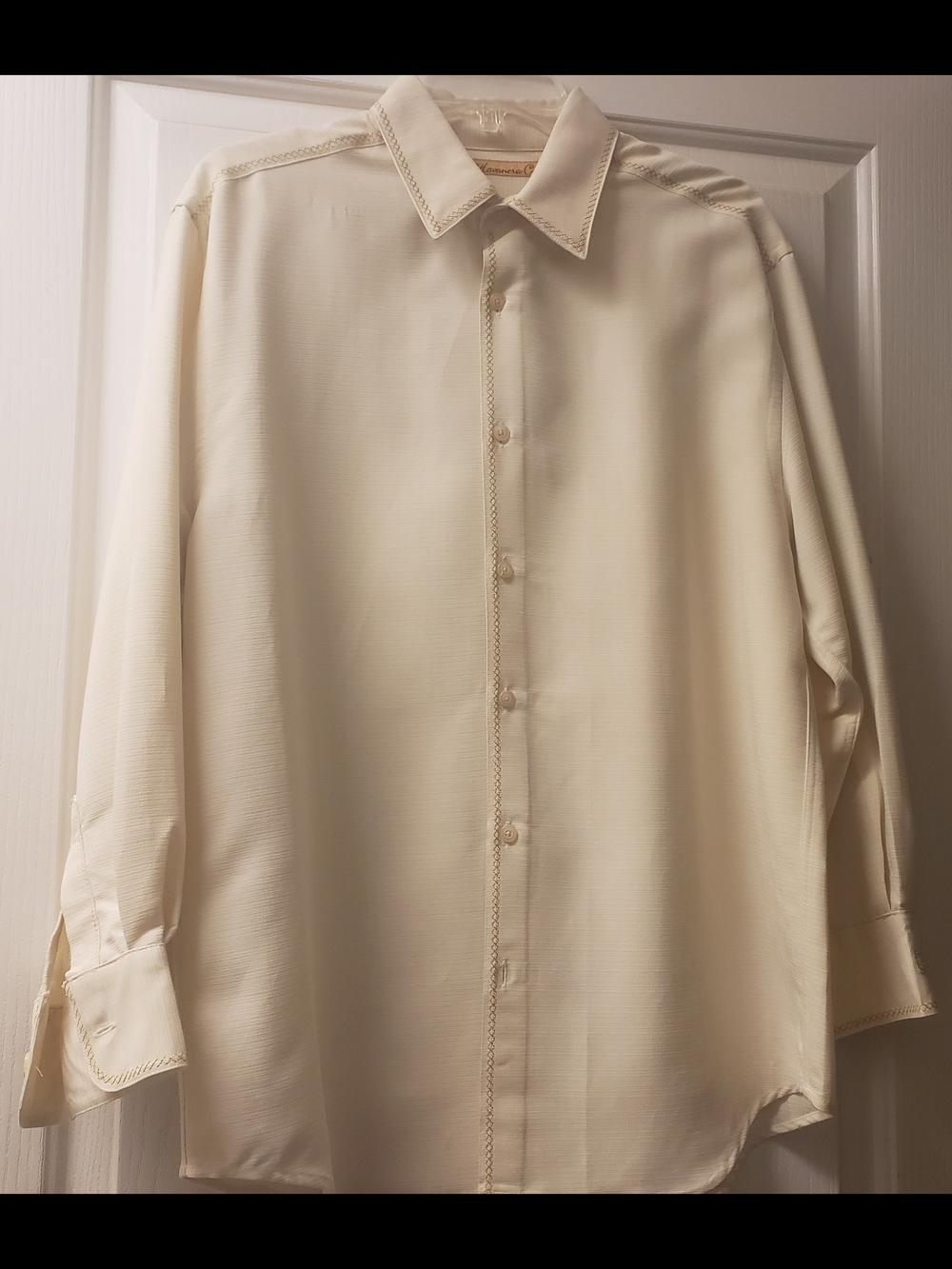 Classic Cream Long-Sleeve Dress Shirt with Decorative Stitching
